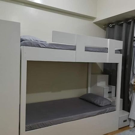 Budget Accommodation Holland Park Condominium Southwoods Binan Laguna Jalang Exterior photo