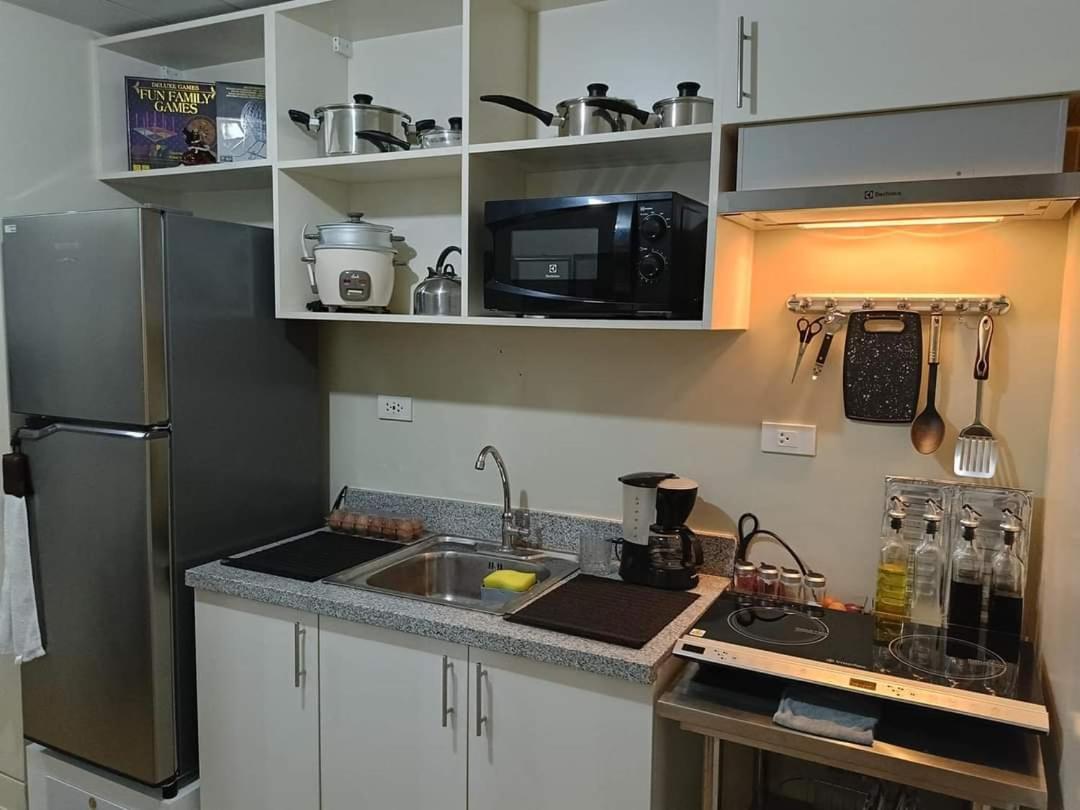 Budget Accommodation Holland Park Condominium Southwoods Binan Laguna Jalang Exterior photo