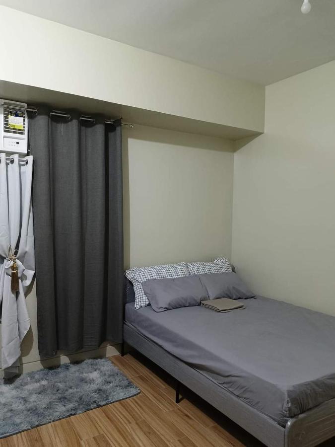 Budget Accommodation Holland Park Condominium Southwoods Binan Laguna Jalang Exterior photo