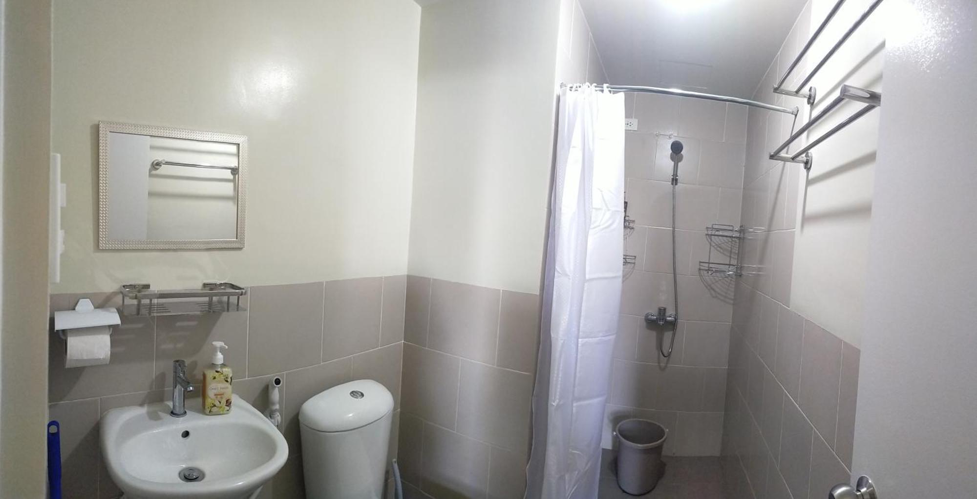 Budget Accommodation Holland Park Condominium Southwoods Binan Laguna Jalang Exterior photo